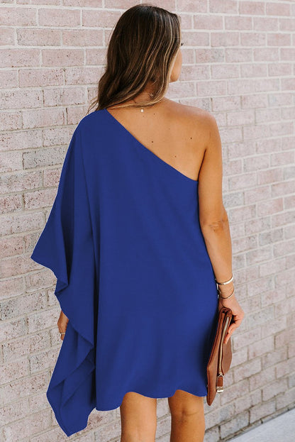 Robe courte asymétrique côte à côte